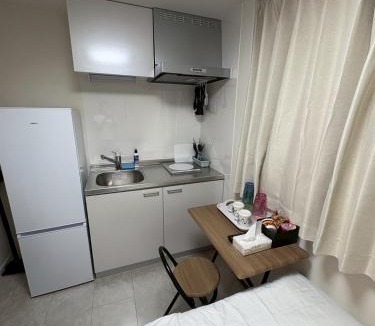 Koenjikita Apartment | さくら旅館高円寺北千利休102号室