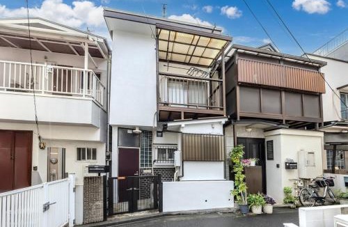 Minamiotsuka Apartment | すみれの宿
