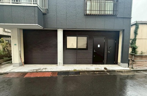 Kamiikebukuro Apartment | コーポ岡崎101