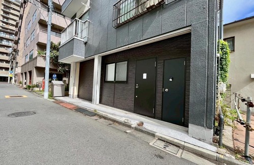 Kamiikebukuro Apartment | コーポ岡崎101