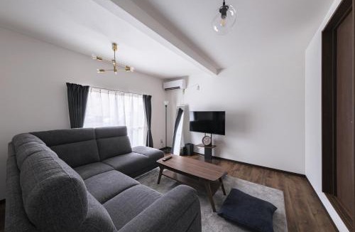 Kitakoiwa House | 北小岩戸建