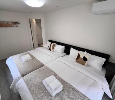 Yotsuya Apartment | 新宿御苑徒歩圏内のマンション s SJ0531