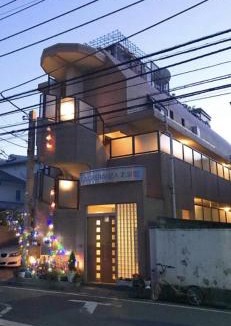 Shinjuku Apartment | 桜の宿28 square meter king size bed with sofa bed, garden room102