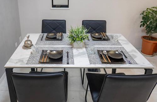 Honmachi Villa | 桜の川18 初台駅5分 2-10人丨5 minutes from Hatsudai Station 2-10 people