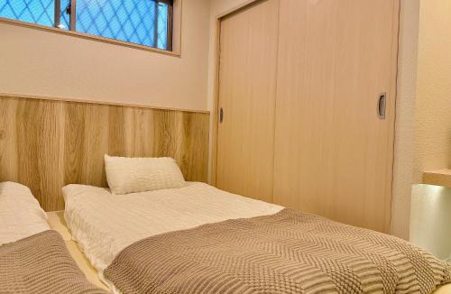 Toshima Villa | 池袋全新独立3层别墅 3室1厅1浴室2卫生间 最大8人 max 8P 车站8分钟 8mins to ST 银座 新宿 涉谷 池袋 东京直通