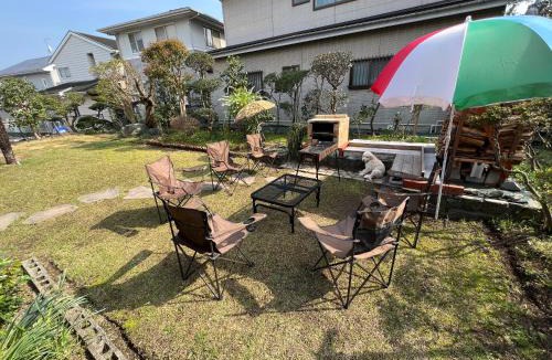 Ninomiya House | 湘南ソラル〜二宮の高台・アートな庭付き日本家屋121㎡／高速WiFi／芝生ドッグラン・ピザ窯BBQ有