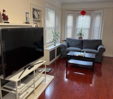 Hempstead Apartment | 纽约ZUHUA长岛(Hofstra University) （霍夫斯特拉大学）民宿！