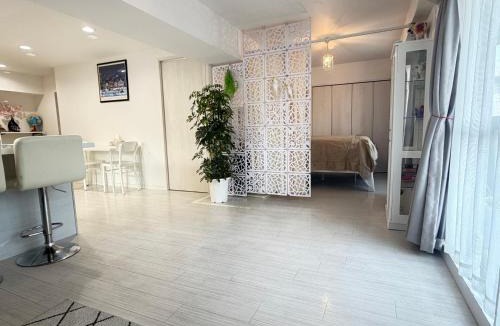 Higashigotanda Apartment | 蘭園 Village Gotanda 屋上ガーデンテラス付き