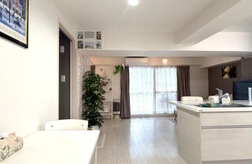 Higashigotanda Apartment | 蘭園 Village Gotanda 屋上ガーデンテラス付き