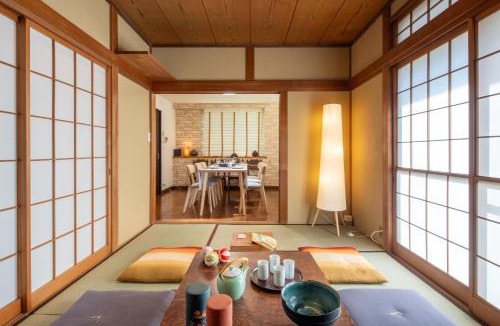 Ichikawa Apartment | 貸切でディズニー20分直通120平米4LDK最大16名吹き抜けと和室成田空港50分a