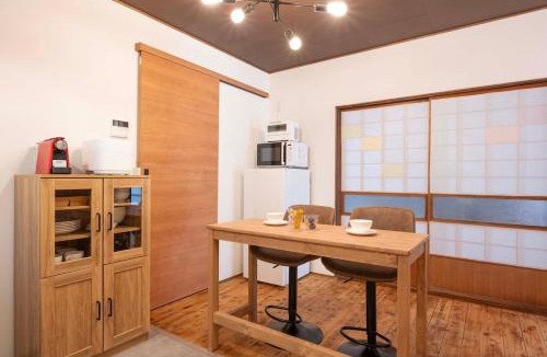 Kotsubo Apartment | 鎌倉逗子の丘の御伽噺の宿ことり庵