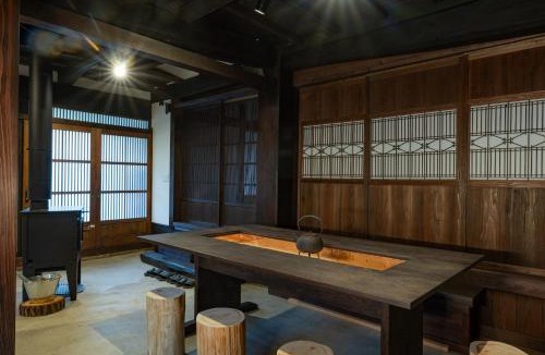 Matsuzaki House | 1日1組限定!一棟貸し古民家 l Ginryotei 吟漁亭