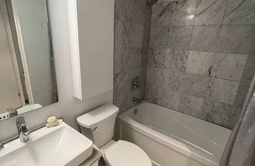 Central Waterfront Condo | 1 + 1 Bedroom Apartment In The Heart Of Toronto