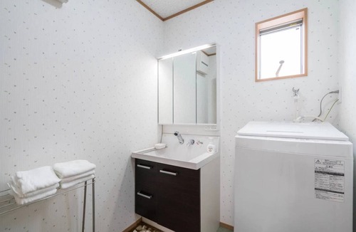 Minami Ward Apartment | 1 Bedroom Apartment In Nishikawaguchi Kawadan City