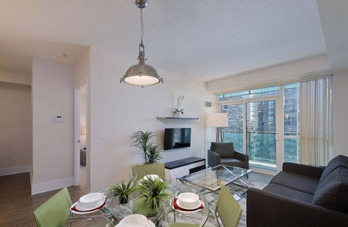 Mount Pleasant West Apartment | 1 Bedroom/1 Bathroom Suite