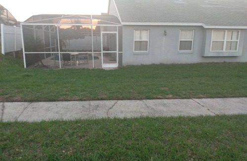 Lake Davenport Estates House | 1 Bedroom and1 Bathroom pool lockout rental. Private entry and living area pool.