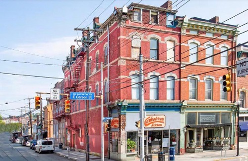 South Side Flats Apartment | 1 Bedroom Beautiful apartment 12 mins to Downtown!