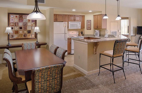 Lake Buena Vista Condo | 1 BR Deluxe Condo BONNET CREEK Club Wyndham Resort, less than 1 mile from Disney