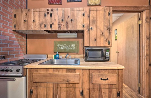 Huntingdon Cabin | 1 Mi to Raystown Lake: ‘Bill Pickett’ Ranch Apt
