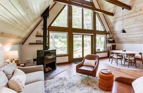 Alpine Lake House | 1 Mi to Resort Beach: Alpine Lake A-Frame!