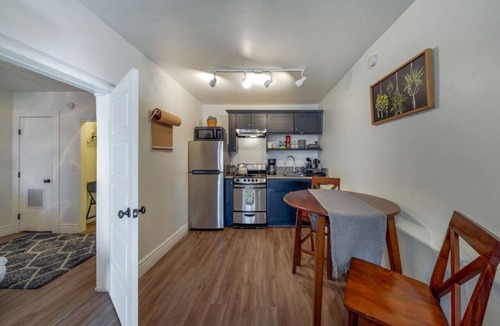 Iron Horse Historic District House | 1 Min to 4th Ave & Congress/1 BR 1 BA/Casita