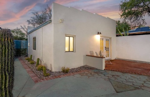 Iron Horse Historic District House | 1 Min to 4th Ave & Congress/1 BR 1 BA/Casita