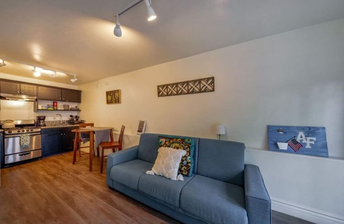 Iron Horse Historic District House | 1 Min to 4th Ave & Congress/Casita/1 BR 1 BA