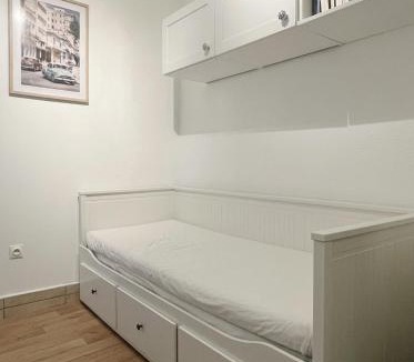 Bagnolet Apartment | #1 Petit studio près du métro L9