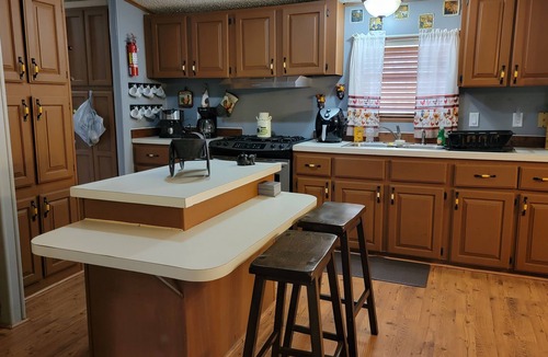 Frostproof House | 10 Acres Farm House