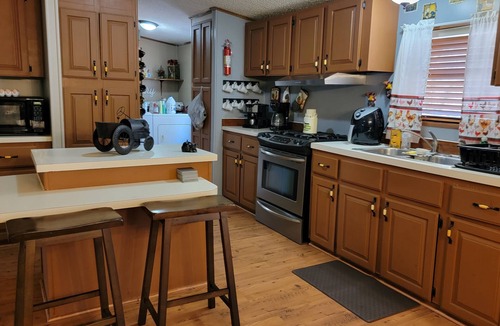Frostproof House | 10 Acres Farm House