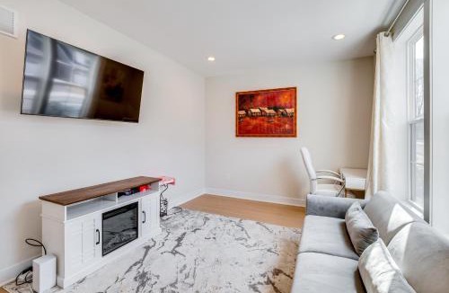 Rockaway House | 10 Mi to Morristown: Stylish Home Near Trails!