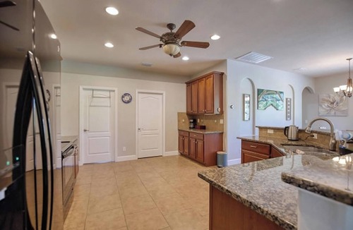 Pinehurst House | 10 miles from 2 beaches in the lovely Rotonda West Florida community.