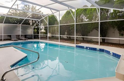 Indian Wells House | 10 Minutes to Disney Pool Home *Renovated*