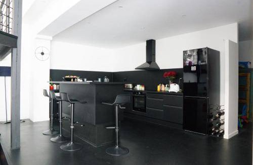 La Garenne-Colombes Villa | 100 m² Villa ∙ 4 bedrooms ∙ 7 guests