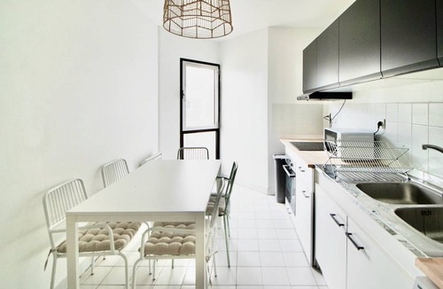 Puteaux Resort | 100 m² Private room ∙ 1 bedroom ∙ 5 guests