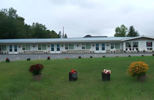 North Bay Hotel | 102 m² Motel ∙ 127 guests