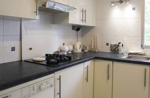 19th Arrondissement Apartment | 103 m² Apartment ∙ 3 bedrooms ∙ 6 guests