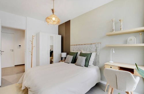 Quartier du Pont-de-Flandre Resort | 104 m² Private room ∙ 1 bedroom ∙ 5 guests