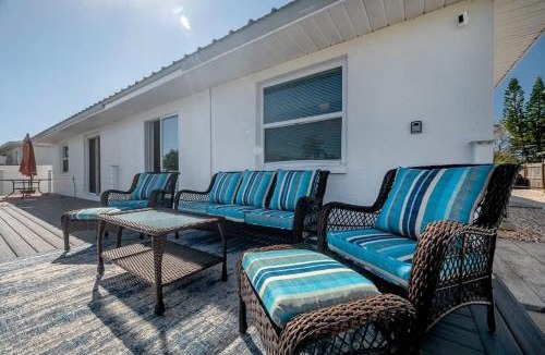 Apollo Beach House | 1053 Apollo Beach Blvd Unit 6