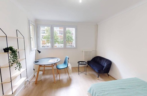 Porte d'Asnieres Resort | 106 m² Private room ∙ 1 bedroom ∙ 1 guest
