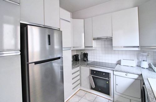 12th Arrondissement Resort | 108 m² Private room ∙ 1 bedroom ∙ 5 guests