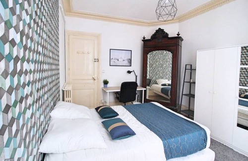 12th Arrondissement Resort | 108 m² Private room ∙ 1 bedroom ∙ 5 guests