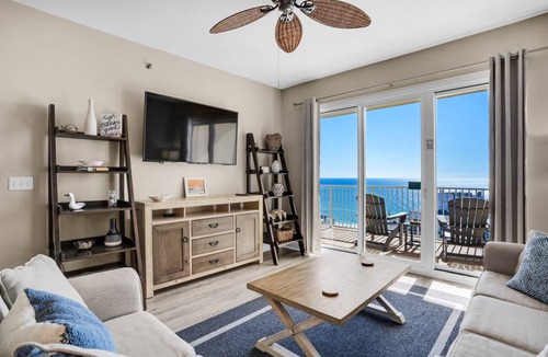 Miramar Beach Condo | 109 m² Condo ∙ 2 bedrooms ∙ 6 guests