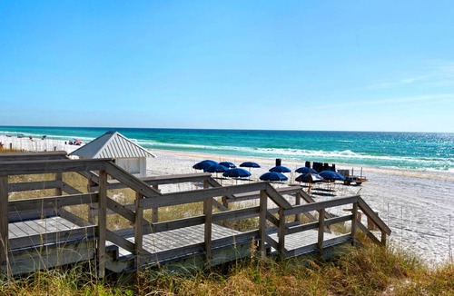 Miramar Beach Condo | 109 m² Condo ∙ 2 bedrooms ∙ 6 guests
