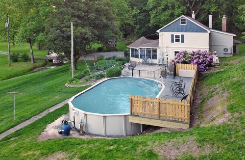 Cumbola House | 11-Acre Farmhouse Retreat | Creek, Pool, Hot Tub