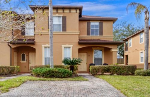 Regal Palms House | 1104 Calabria Avenue Townhome #221485 Townhouse