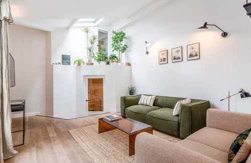 3rd Arrondissement Apartment | 115 m² Apartment ∙ 4 bedrooms ∙ 8 guests