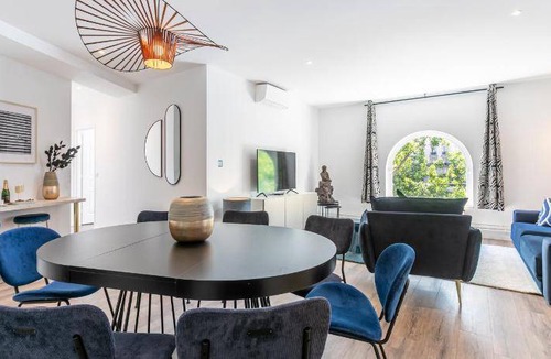 Paris City Center Apartment | 117 m² Apartment ∙ 4 bedrooms ∙ 10 guests