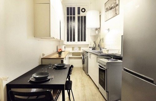 17th Arrondissement Resort | 120 m² Private room ∙ 1 bedroom ∙ 1 guest