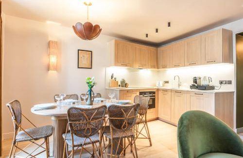 Montmartre Apartment | 120 m² Serviced apartment ∙ 3 bedrooms ∙ 8 guests
